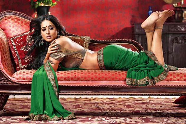 'Zanjeer' remake: Mahie Gill plays Mona Darling 